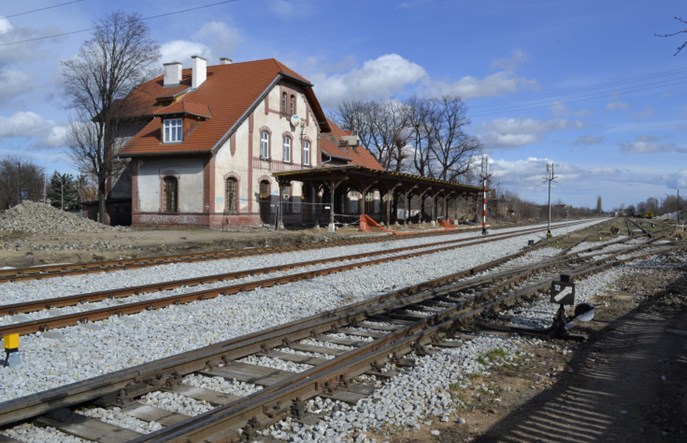 Kiedy pojedziemy pociągiem z Wrocławia do Świdnicy i ze Świdnicy do Jedliny-Zdroju?