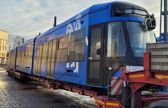 Do Krakowa dotarł kolejny Lajkonik z możliwością jazdy bez sieci trakcyjnej