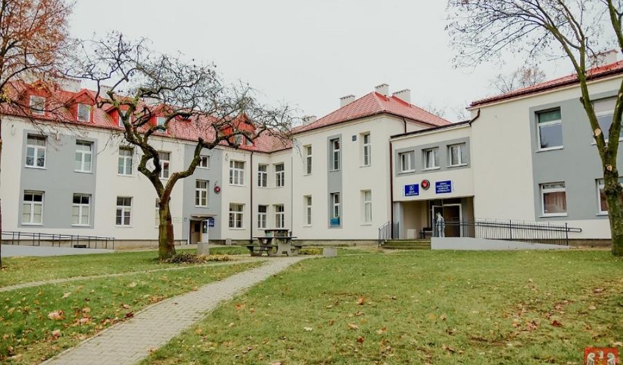 Ponad 2 mln zł od grupy kapitałowej PLK dla szpitala w Sierpcu na walkę z COVID-19 Ponad 2 mln zł od grupy kapitałowej PLK dla szpitala w Sierpcu na walkę z COVID-19
