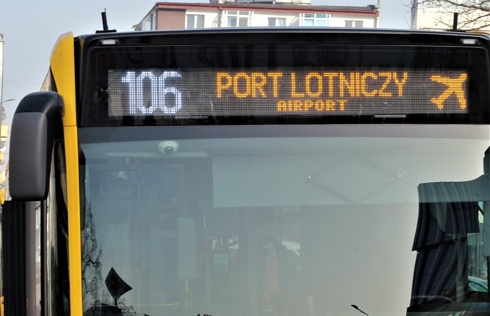 MPK Wrocław po angielsku. Nowe komunikaty na miejskich autobusach