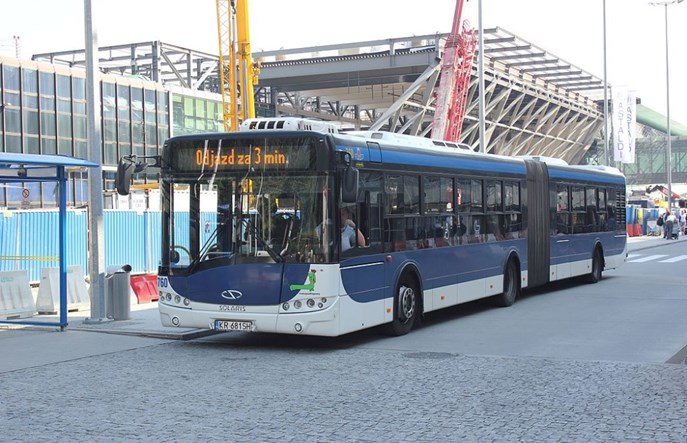 Kraków: Duża pojemność pojazdów komunikacji miejskiej. Szansa na elektryczne przegubowce