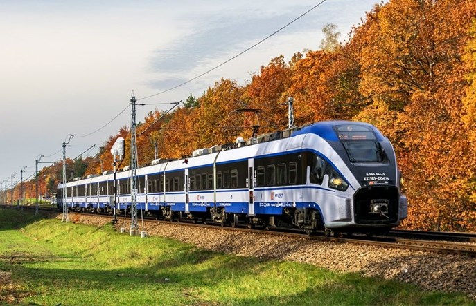 Zeroemisyjna kolej przyciągnie nowych pasażerów?