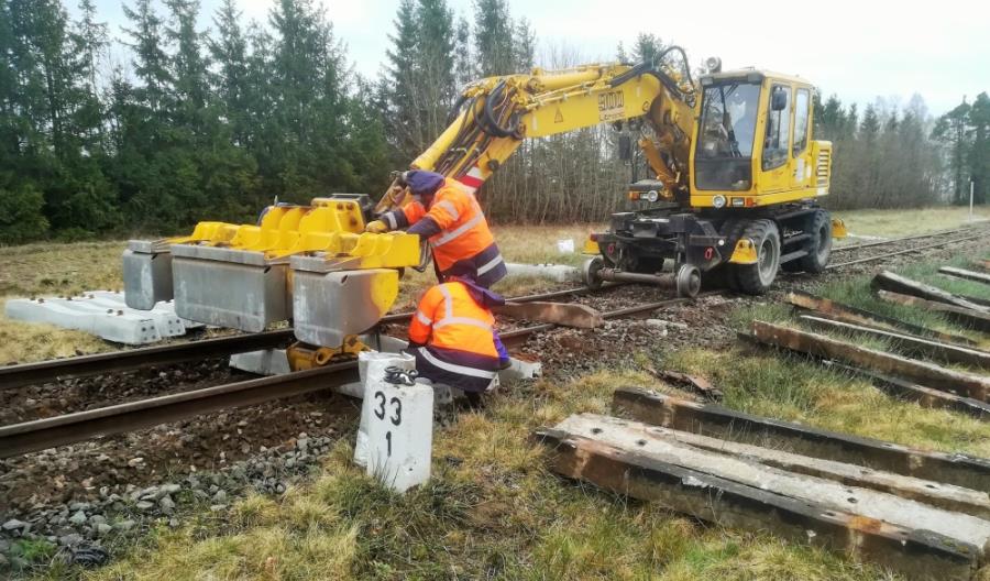 PLK wymieni tory między Chojnicami a Kościerzyną. Będzie 120 km/h PLK wymieni tory między Chojnicami a Kościerzyną. Będzie 120 km/h
