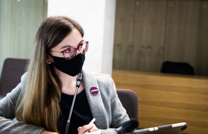 Konduktor nie ukarze za brak maseczki. Projekt Lewicy odrzucony