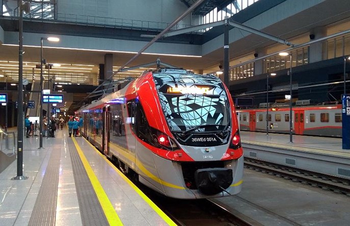 ŁKA: Tylko Newag chce dostarczyć tabor hybrydowy