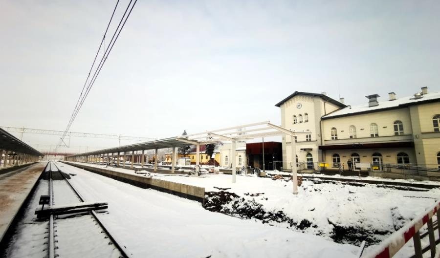 Modernizacja E20: Opóźnienie prac rośnie. Finał inwestycji na koniec 2022 r. Modernizacja E20: Opóźnienie prac rośnie. Finał inwestycji na koniec 2022 r.