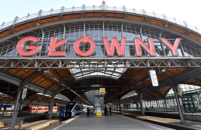 Prezes PKO Banku Polskiego: Nowe pociągi są „fantastyczne”, wsparcie kolei „naturalne”