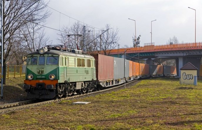 Luty trochę lepszy dla kolei niż styczeń