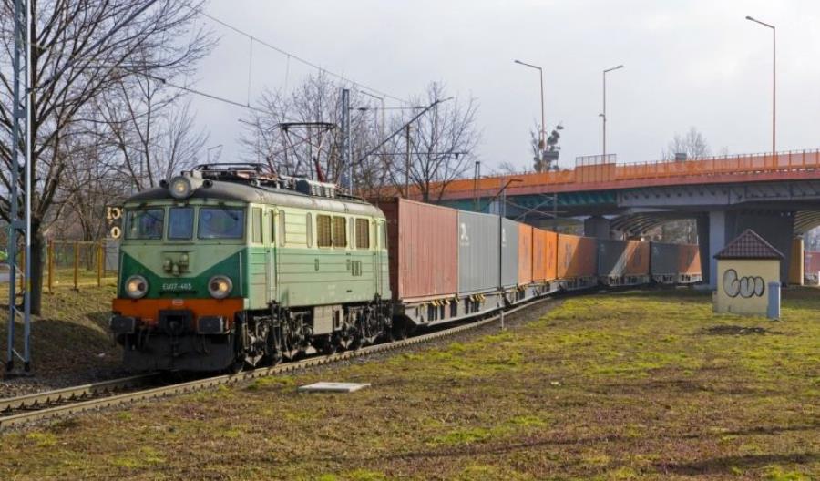 Luty trochę lepszy dla kolei niż styczeń Luty trochę lepszy dla kolei niż styczeń