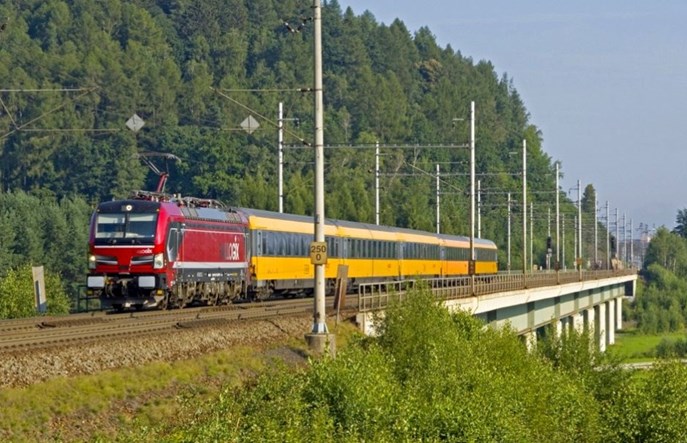 RegioJet planuje pociąg nocny z Pragi do Amsterdamu i Brukseli