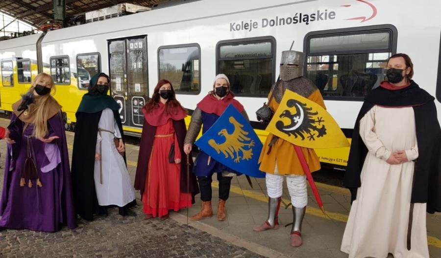 Koleje Dolnośląskie uczciły 780. rocznicę bitwy pod Legnicą Koleje Dolnośląskie uczciły 780. rocznicę bitwy pod Legnicą