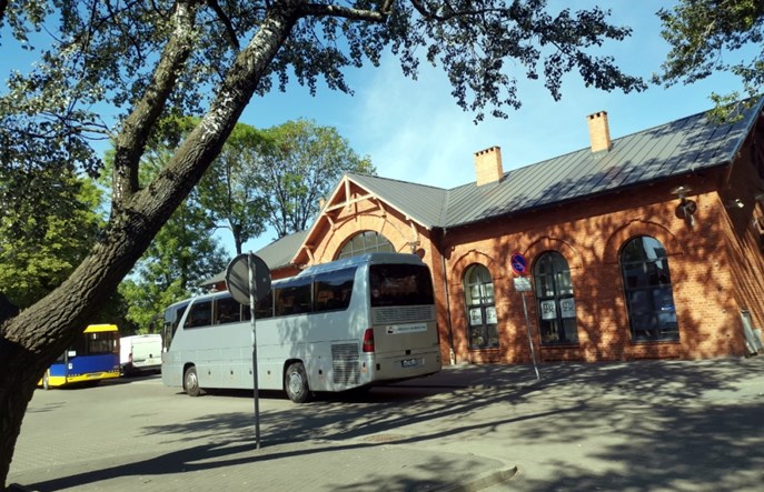 ŁKA pilotażowo uruchomiła mały autobus do Tomaszowa Maz. w godzinach niskiej frekwencji