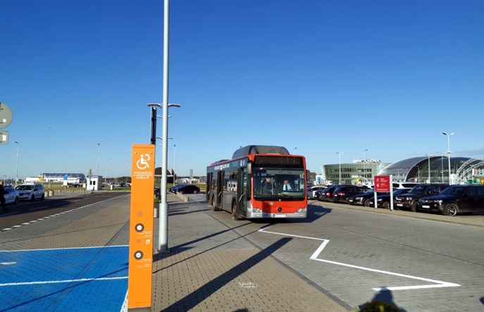 Technologia zmienia mobilność. Nowe taryfy, pojazdy, sposoby zarządzania parkowaniem 