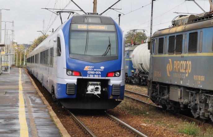 Pociągi Lublin – Radom – Łódź ruszą w 2022 r.? PKP IC ostrożne w deklaracjach 