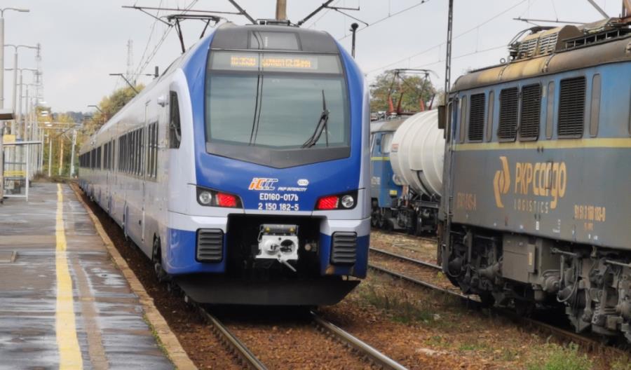 Pociągi Lublin – Radom – Łódź ruszą w 2022 r.? PKP IC ostrożne w deklaracjach Pociągi Lublin – Radom – Łódź ruszą w 2022 r.? PKP IC ostrożne w deklaracjach