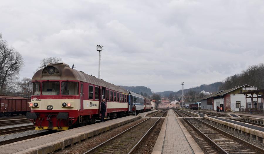 Czesi rozpoczynają prace nad studium dla szybkiej linii Praga – Wrocław Czesi rozpoczynają prace nad studium dla szybkiej linii Praga – Wrocław