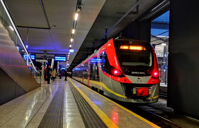 ŁKA ma otrzymać hybrydy przed startem połączeń do Opoczna 