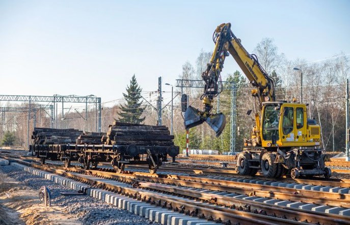 Kolej+: Łódzkie ma umowę, Śląsk pieniądze, Mazowsze przyrzeka