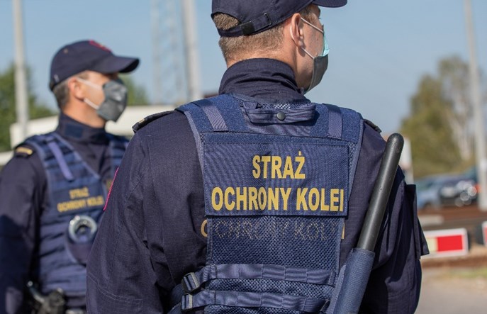 Nieletni, którzy układali przeszkody na torach, ujęci przez Straż Ochrony Kolei