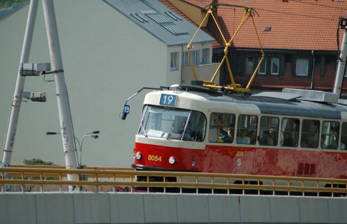 Praga: Nowa linia na nowym torowisku