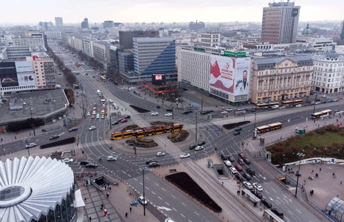 Warszawa: Osiem ofert na pasy w rejonie ronda Dmowskiego