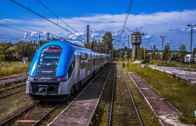 Kolej Plus: Łódzkie z kompletem umów, wybrany wykonawca studium linii 190