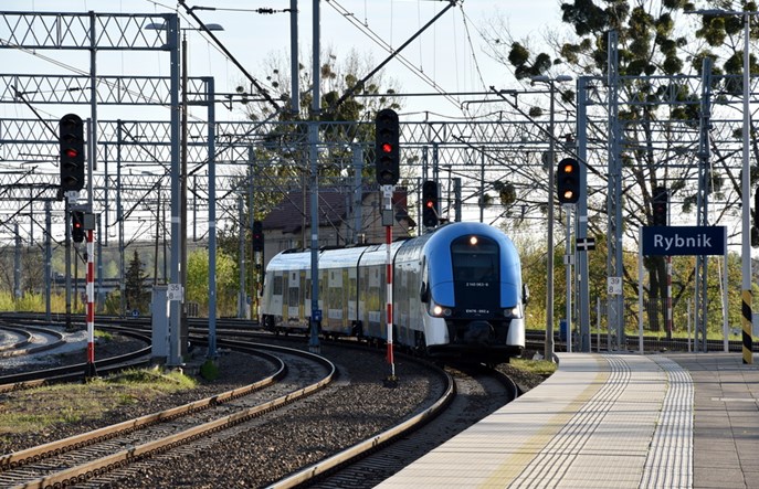 Prezes Kolei Śląskich: Chcielibyśmy kupić 30 zespołów trakcyjnych. W tym piętrowe