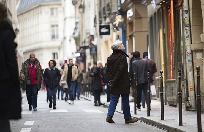 Francja. Centrum Paryża stanie się strefą ograniczonego ruchu do 2022 r. 