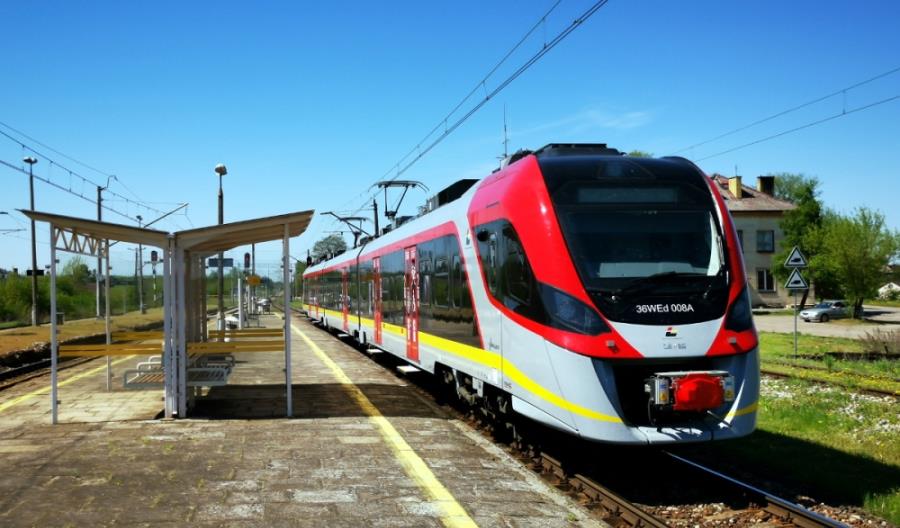 Łódzkie: ŁKA otrzyma hybrydy i przejmie obsługę trasy do Opoczna nieco wcześniej Łódzkie: ŁKA otrzyma hybrydy i przejmie obsługę trasy do Opoczna nieco wcześniej