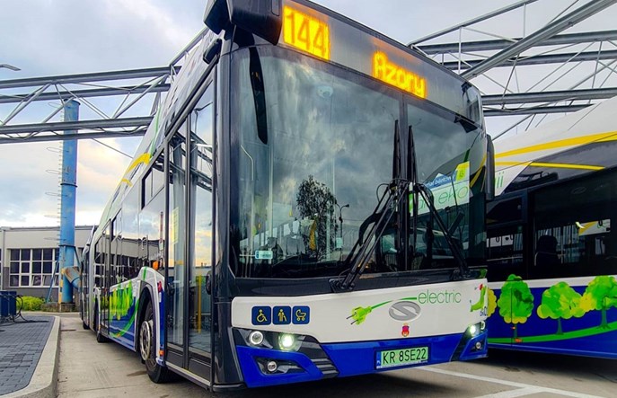 Kraków z kompletem 50 przegubowych elektrobusów