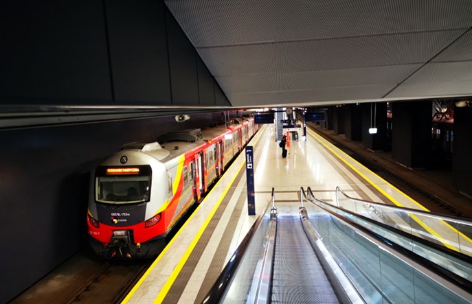 Łódzkie: Zmodernizowane EN57 zostają w Polregio. Mniej pociągów, tyle samo taboru 