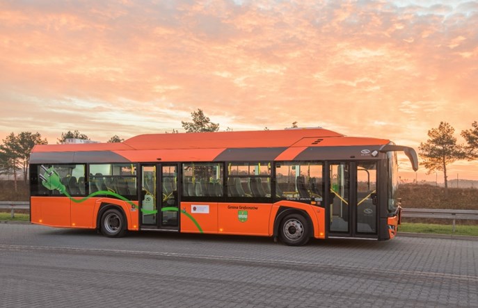 Dwa kolejne zamówienia na szkolne elektrobusy: Pałecznica i Śniadowo