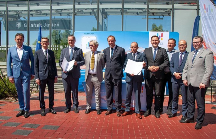 Pomorskie: Nadchodzi Fala. Umowa na system integrujący komunikację podpisana