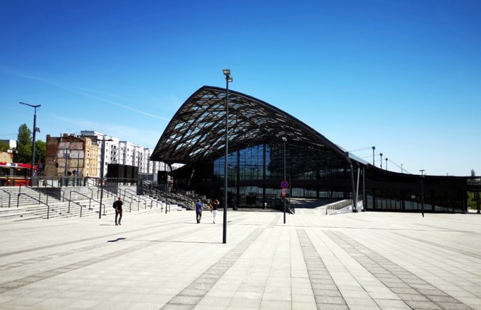 Łódź Fabryczna: Schody ruchome nieczynne, a lokale puste. Niebawem ma się to zmienić 