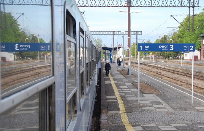 Kolejne wydłużenie prac na lubuskiej linii 358. Znów „niewystarczające zaangażowanie”