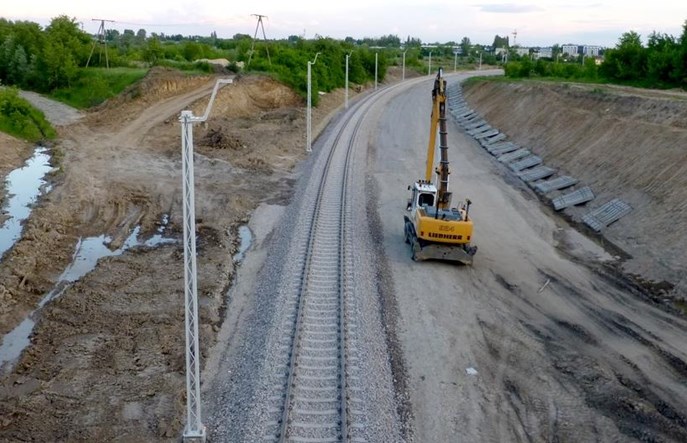 Pomyłka na linii radomskiej. Złe oznaczenia nowego przystanku Radom Stara Wola