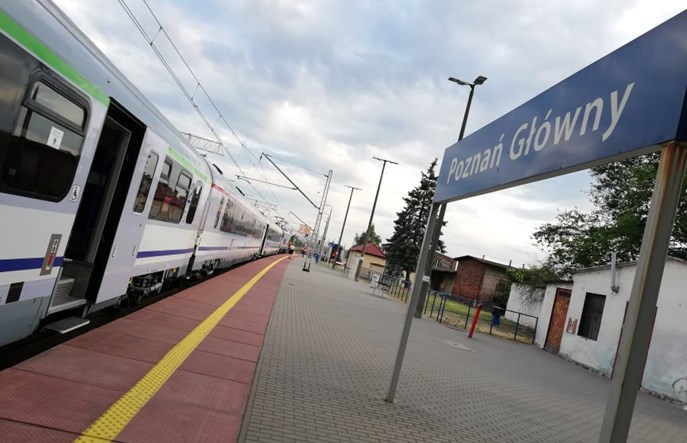 Rozkład jazdy między Poznaniem a Warszawą wciąż daleki od ideału