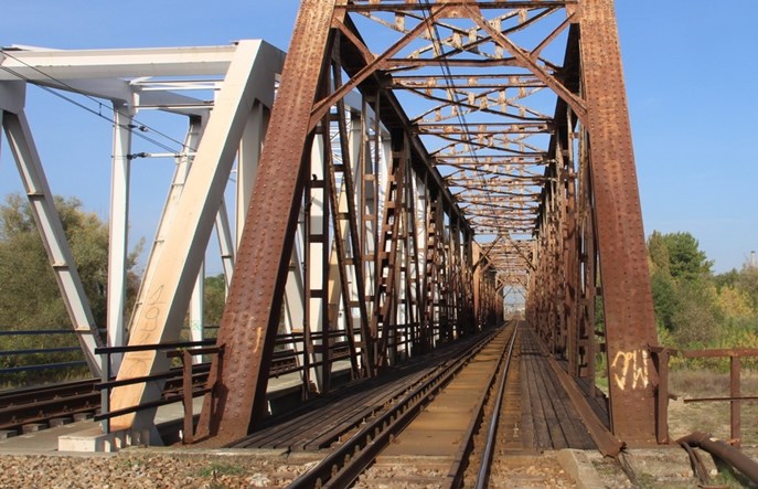 PKP PLK zbuduje nowy most kolejowy nad Pilicą