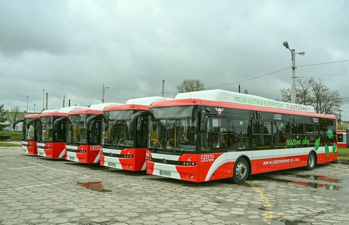 MPK w Częstochowie z kompletem elektrycznych Autosanów