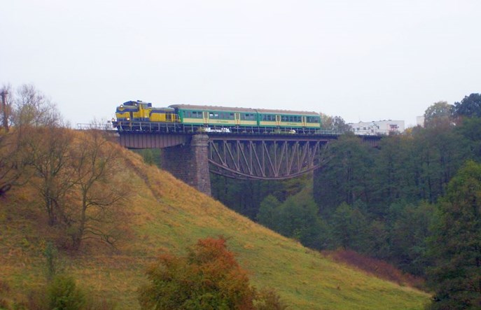 Kolej Plus. Oferty w przetargu Koronowa od 40 do 116 razy wyższe od kosztorysu