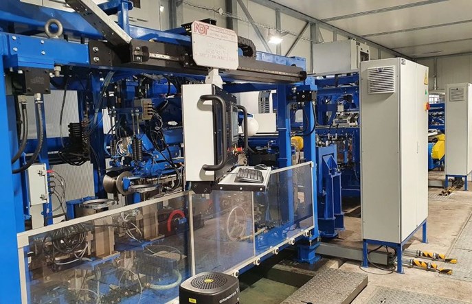 Nowe profile szyn w zakładzie ArcelorMittal po milionowych inwestycjach