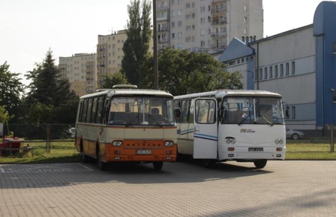 Łódzkie: Gmina Sieradz szuka nowego operatora komunikacji lokalnej 