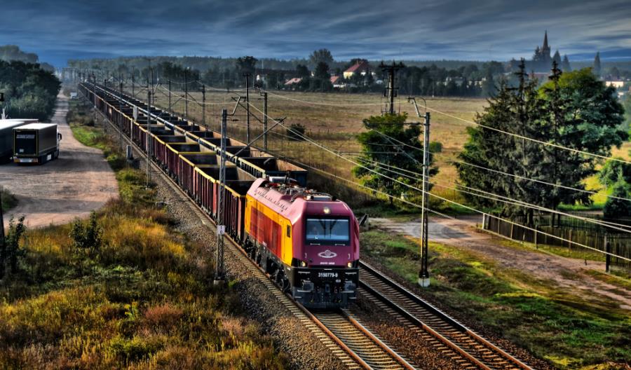 PKP Energetyka i Rail Polska – współpraca dla zielonej energii PKP Energetyka i Rail Polska – współpraca dla zielonej energii