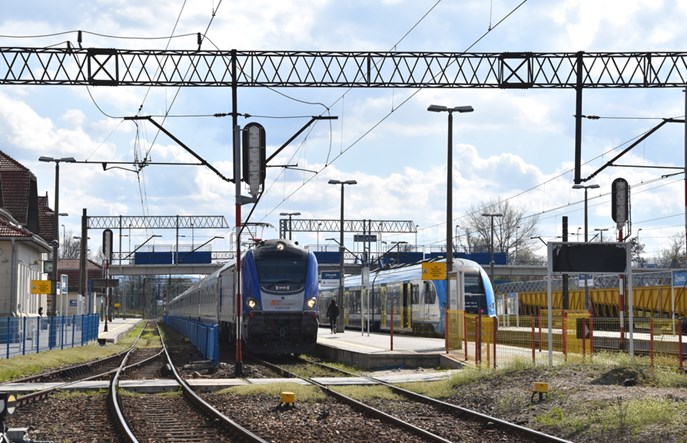 Weekendowe problemy kolei