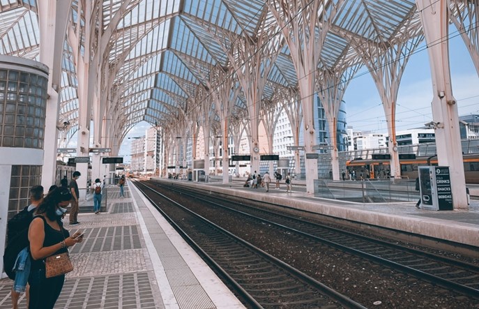 Koleje Portugalskie kupią 117 nowych składów