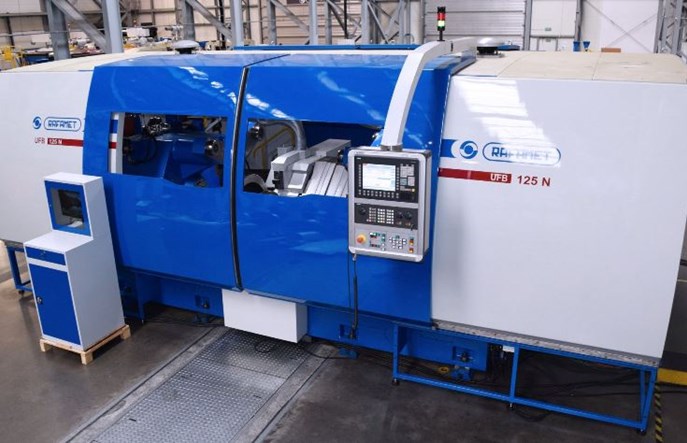 CZ-Loko buduje nową halę remontową. Kupiło maszynę z Rafametu