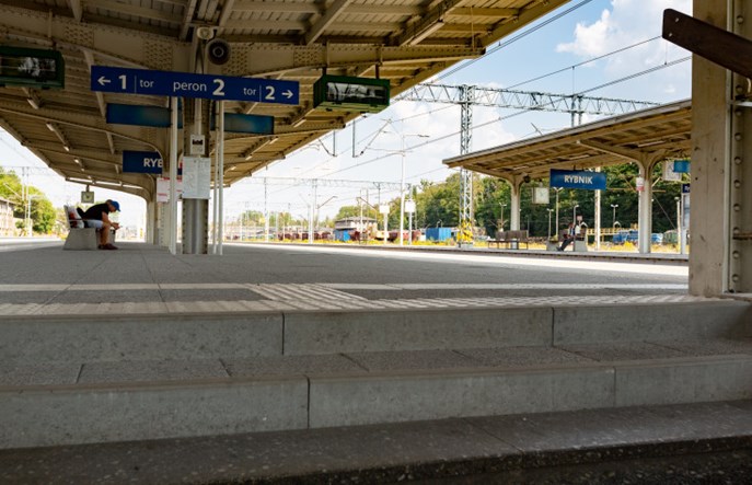 PLK przywróciła ruch na linii do Rybnika po 12 dniach