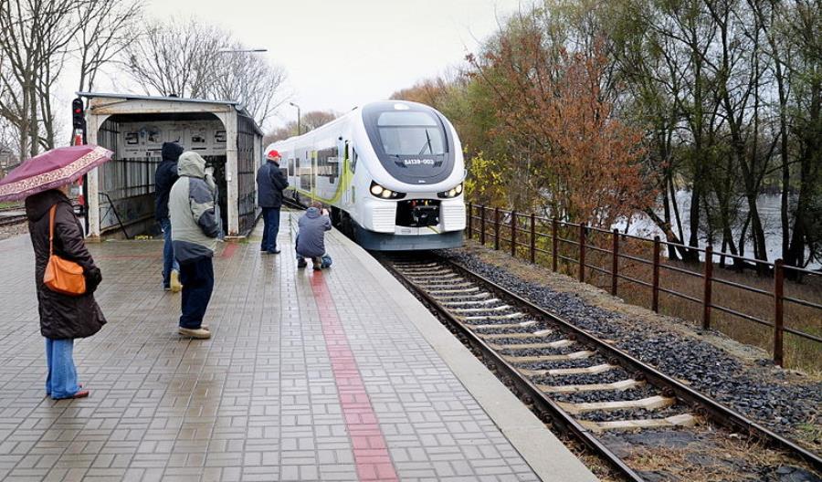 Komunikacja zastępcza na większej części połączenia Zielona Góra – Gorzów Komunikacja zastępcza na większej części połączenia Zielona Góra – Gorzów