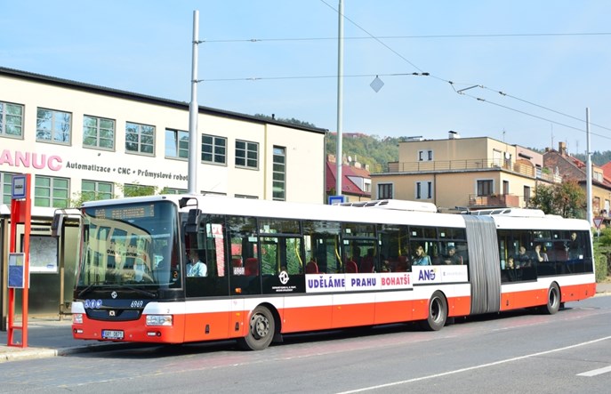 Praga planuje zakup do 140 autobusów hybrydowych