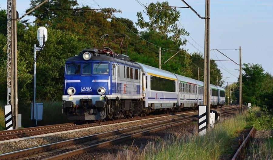 PKP IC wyciągnęło konsekwencje wobec maszynisty z telefonem PKP IC wyciągnęło konsekwencje wobec maszynisty z telefonem